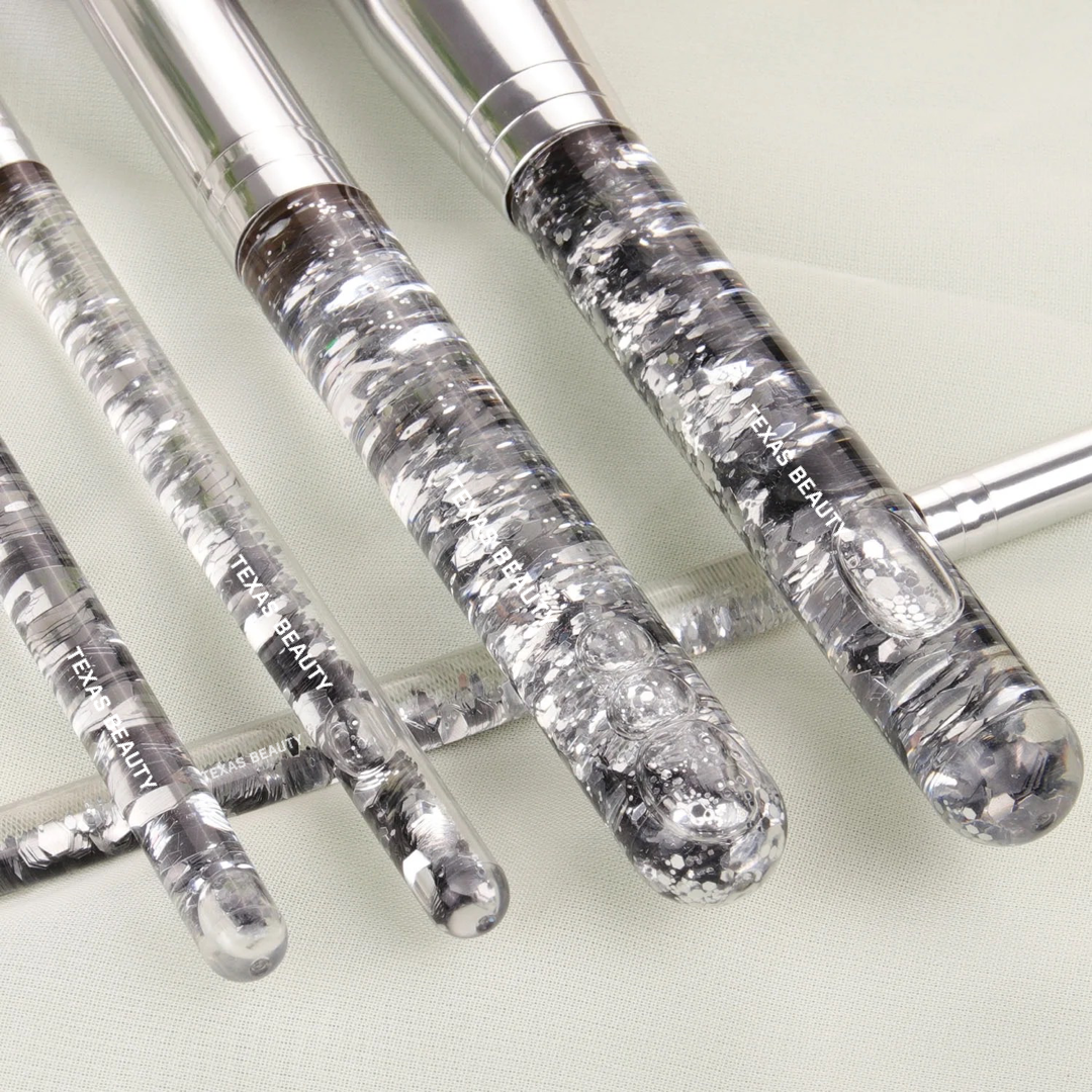 8 Pcs Stylish Silver Glitter Handle Makeup Brush Set